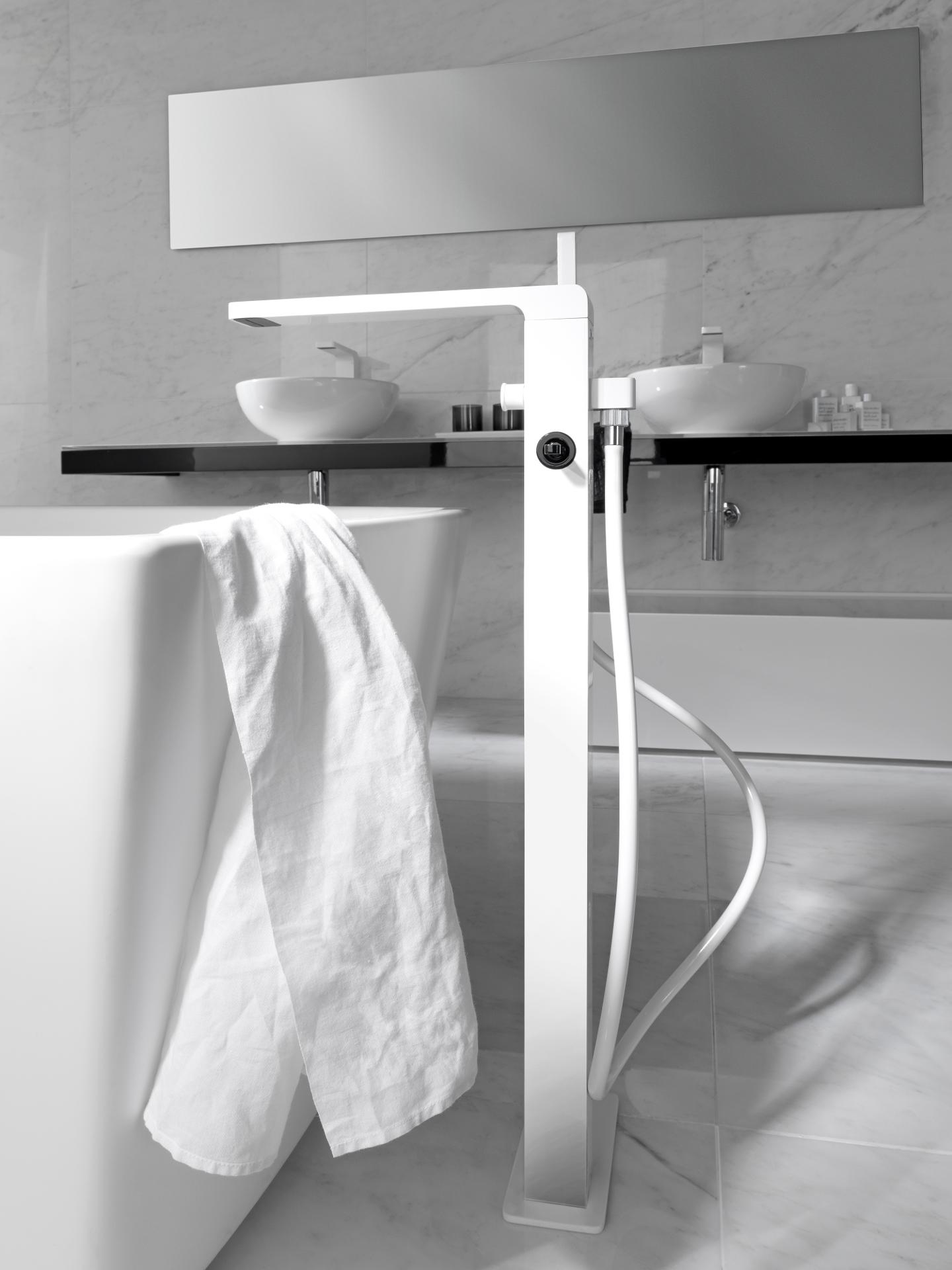 LOUNGE I-PAV. BAÑ. COBRE N смеситель