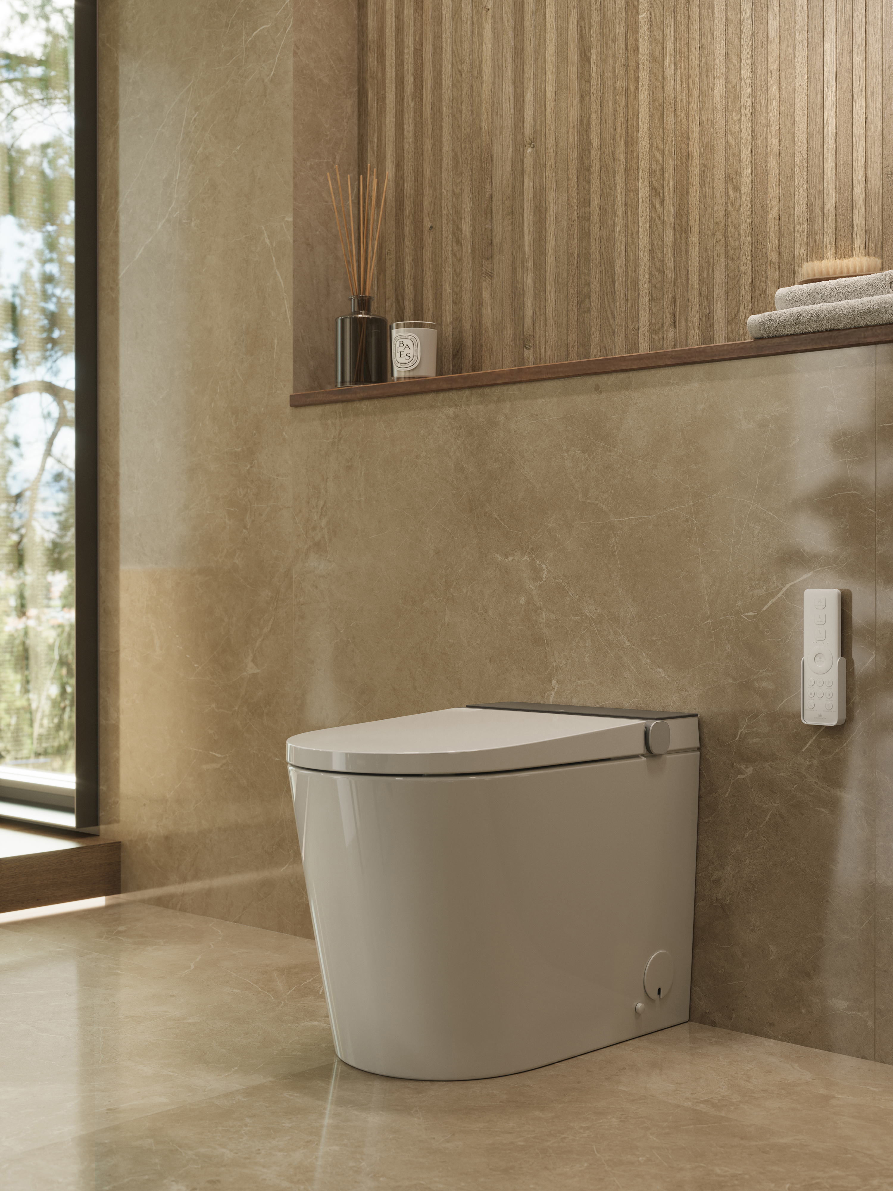 I-COMFORT LINE Унитаз напольный с электр. крышкой i-Comfort, смыв импульсный TORNADO