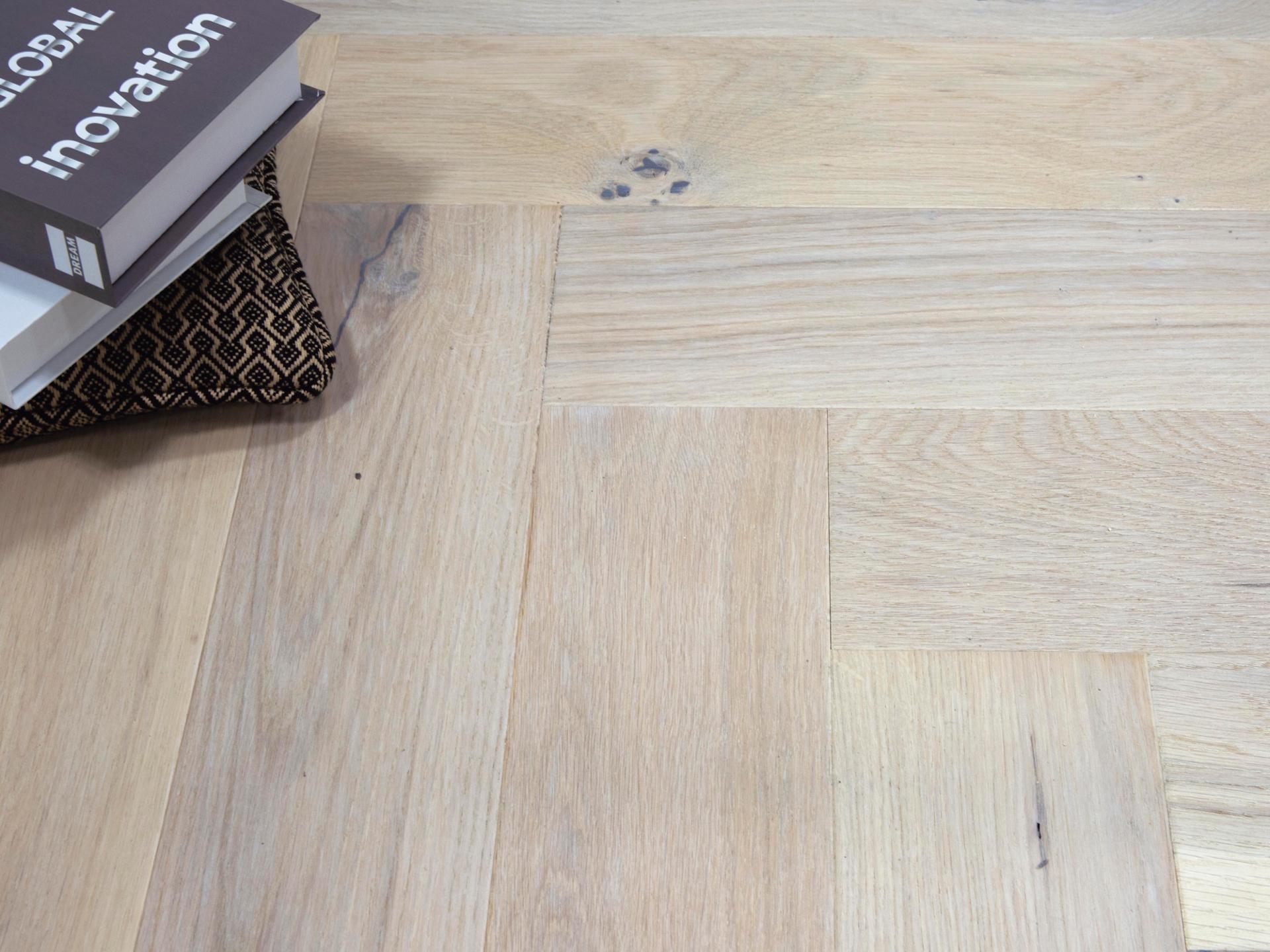 CLASSIC 1L HERRINGBONE ASH паркет 13X72,5X1,4