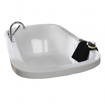 SOLEIL OVAL ванна с боковым гидромассажем